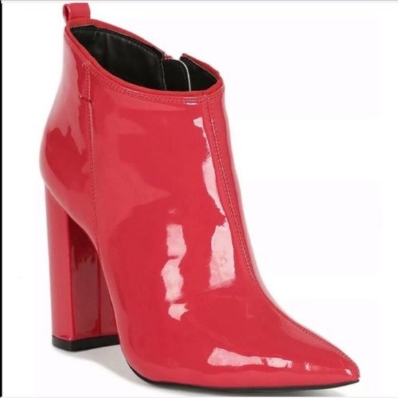 Qupid Shoes - Qupid red booties features a pointy toe size 7